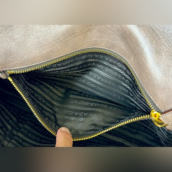 PRADA GLACÉ FOLD OVER OMBRÉ CLUTCH - Picture 5 of 9